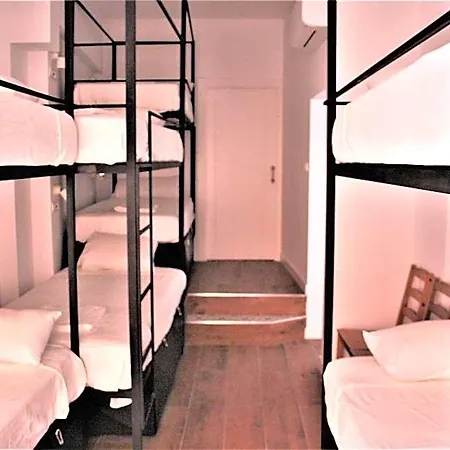 Housingleon - Turistico Nama Hostel
