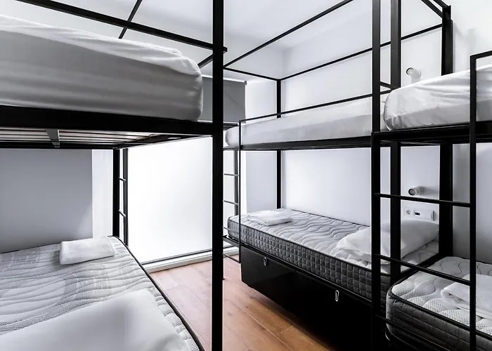 Hostel Housingleon - Turistico Nama Leon