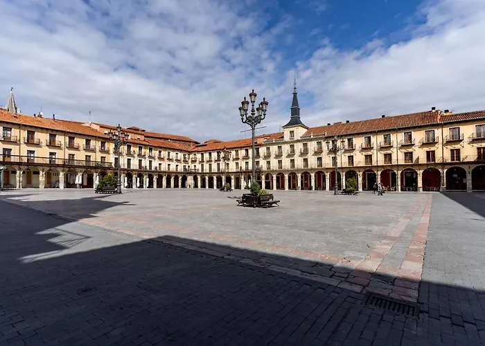 Housingleon - Turistico Nama * León