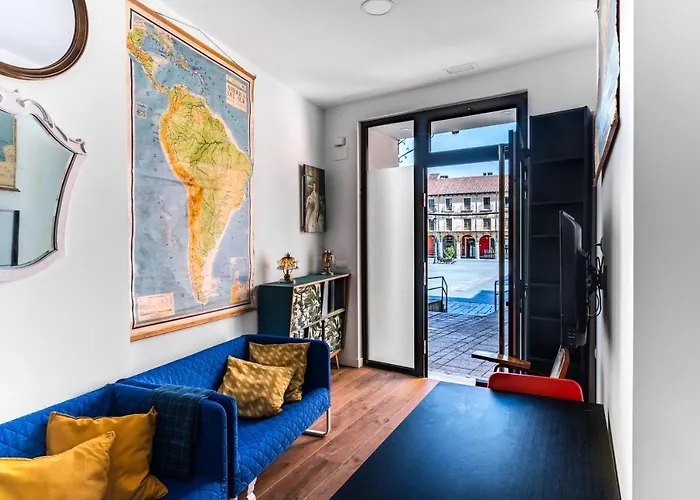 Хостел Housingleon - Turistico Nama *